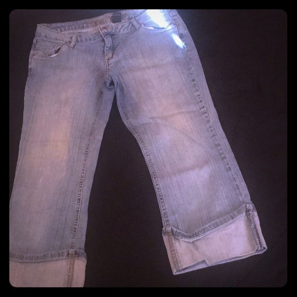 Arizona Jeans Capris - Picture 1 of 2